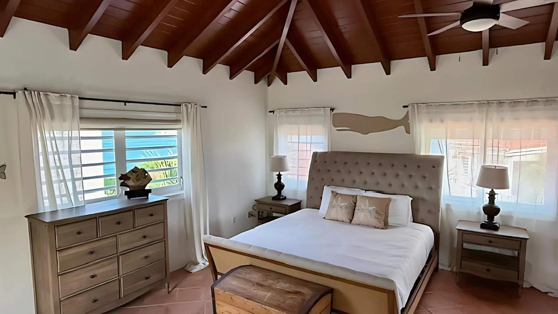 Oceanfront Cottage With Pool East End  الجزر العذراء الأمريكية