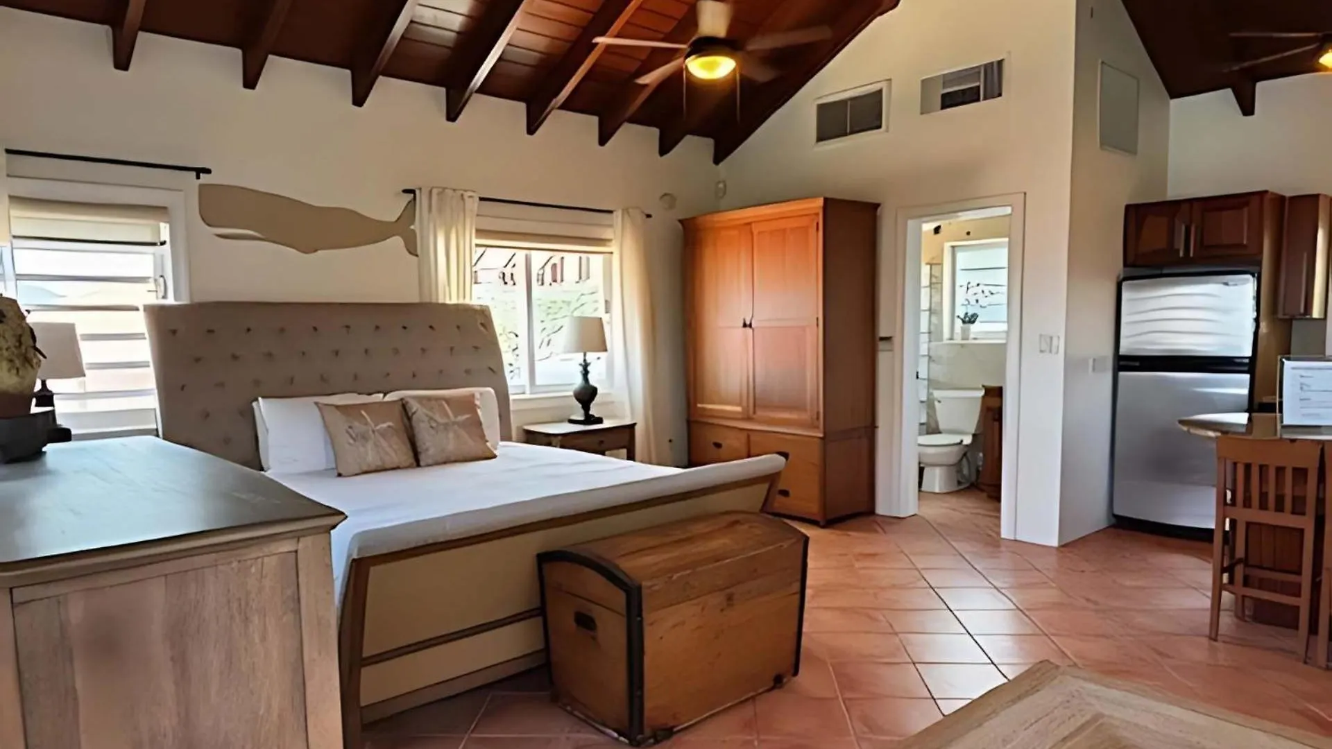 Ferienhaus Oceanfront Cottage With Pool East End
